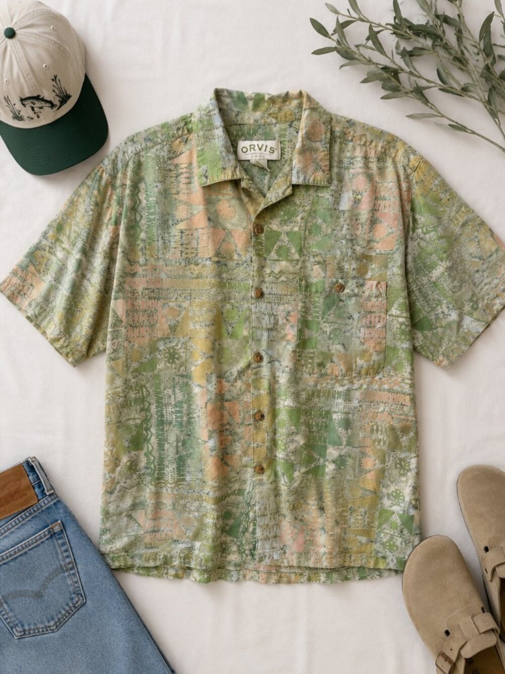 Vintage Orvis Rayon Camp Shirt Mens Medium Abstract Geometric Button Up 90s